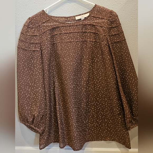 LOFT Tops - EUC Loft Blouse Size Small